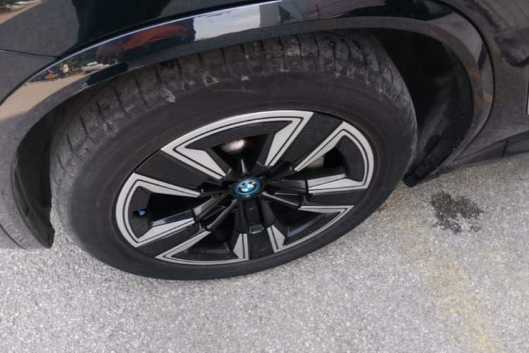 Used BMW iX3 2022 Updated Leading Version Exterior 4