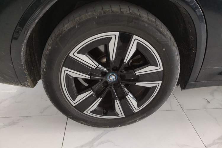 Used BMW iX3 2022 Updated Leading Version Exterior 5