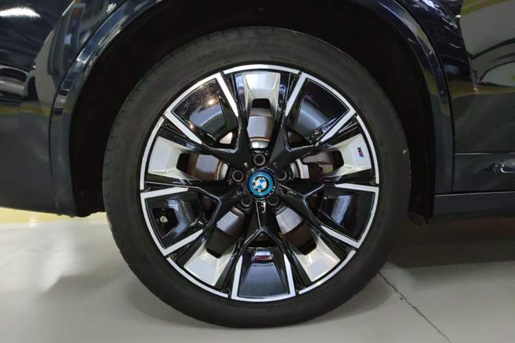 Used BMW iX3 2022 Updated Leading Type Exterior 5