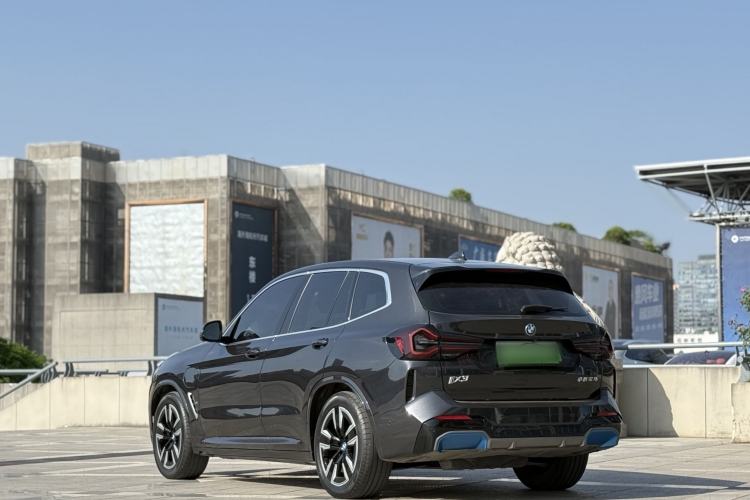Used BMW iX3 2022 Leading Model Exterior 6