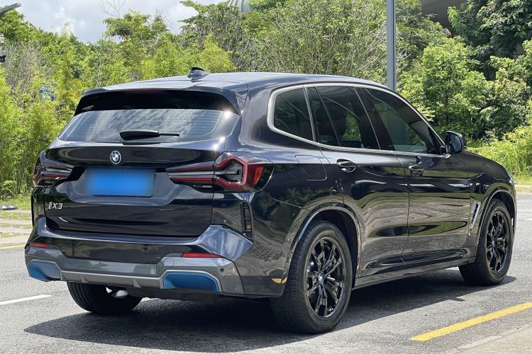 Used BMW iX3 2022 Leading Model Exterior 7
