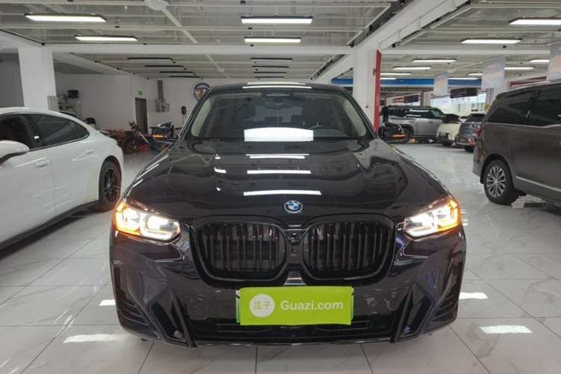 Used BMW iX3 2022 Updated Leading Version Front