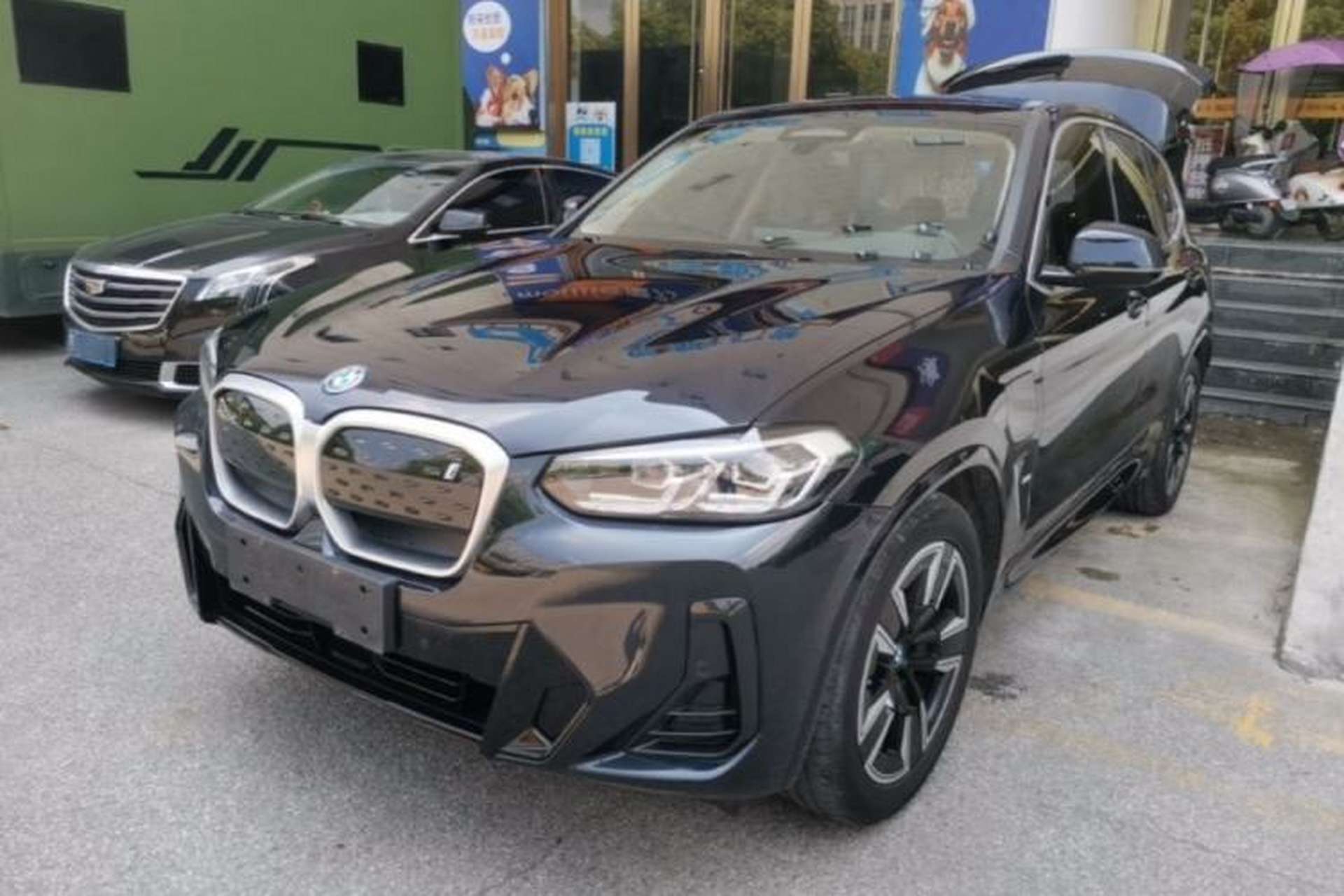 Used BMW iX3 2022 Updated Leading Version Front Left 45 Deg