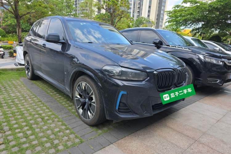 Used BMW iX3 2022 Leading Type Front Right 45 Deg
