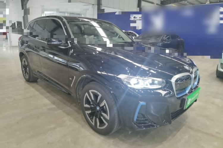 Used BMW iX3 2022 Leading Model Front Right 45 Deg