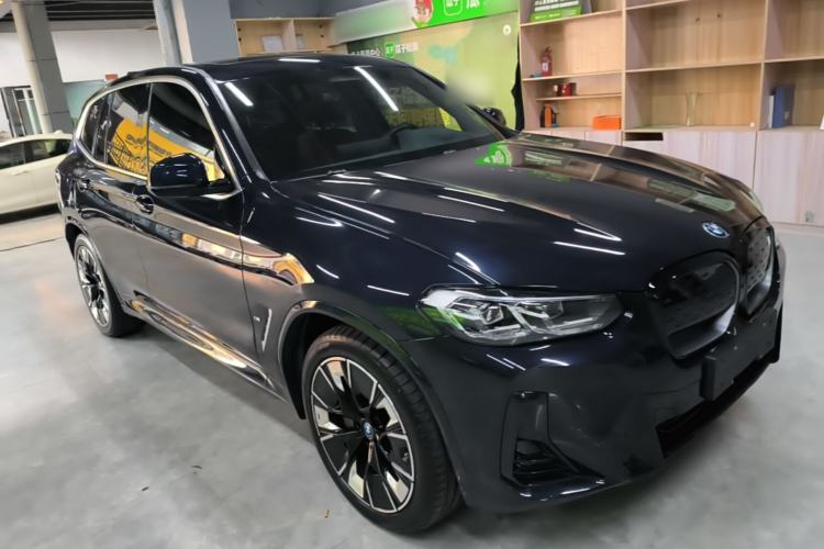 Used BMW iX3 2022 Leading Type Front Right 45 Deg