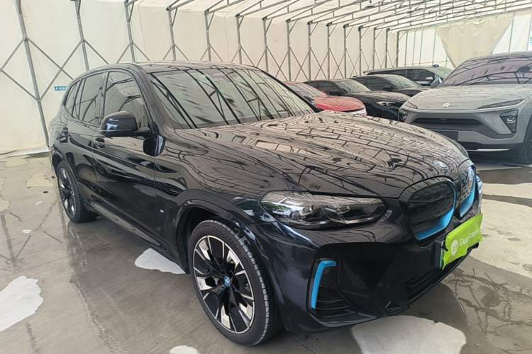 Used BMW iX3 2022 Leading Type Front Right 45 Deg