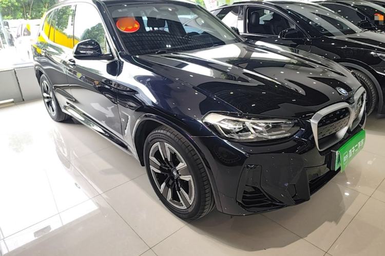 Used BMW iX3 2022 Leading Model Front Right 45 Deg