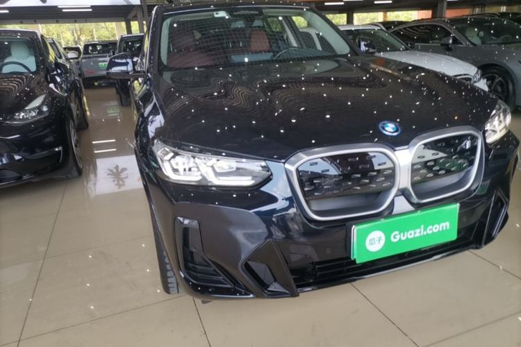 Used BMW iX3 2022 Leading Model Front Right 45 Deg