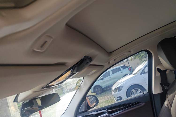 Used BMW iX3 2022 Leading Model Headliner