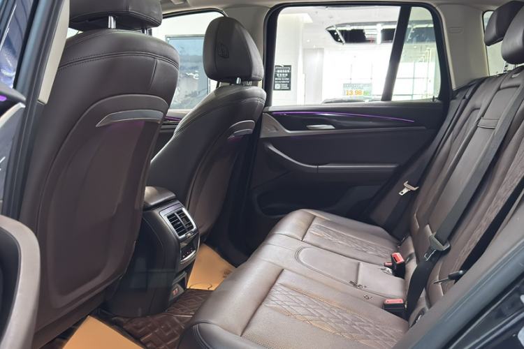 Used BMW iX3 2022 Leading Model Interior 1