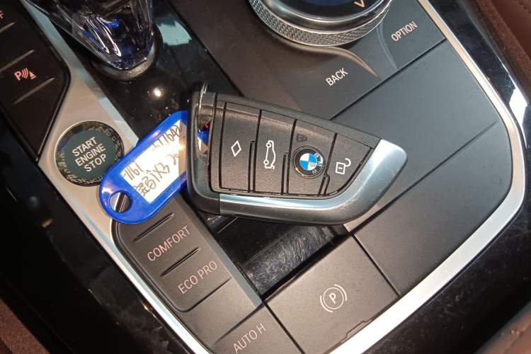 Used BMW iX3 2022 Updated Leading Version Interior 1