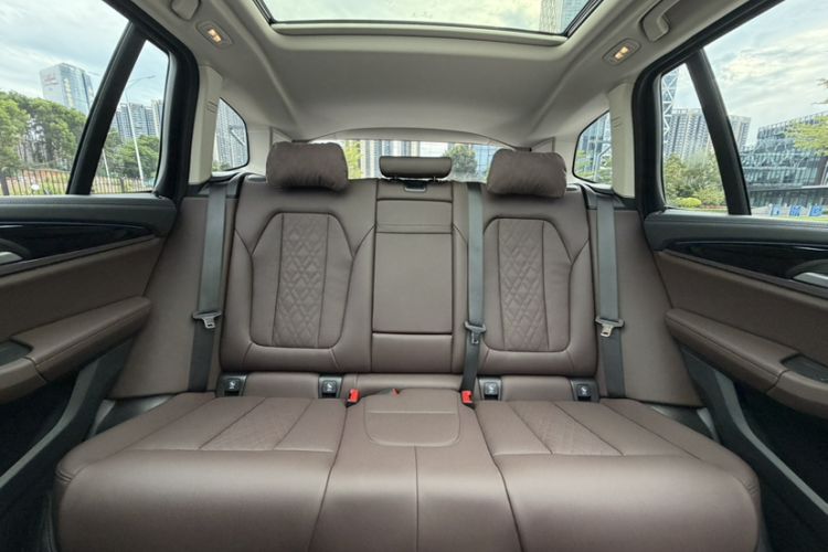 Used BMW iX3 2022 Updated Leading Version Interior 2