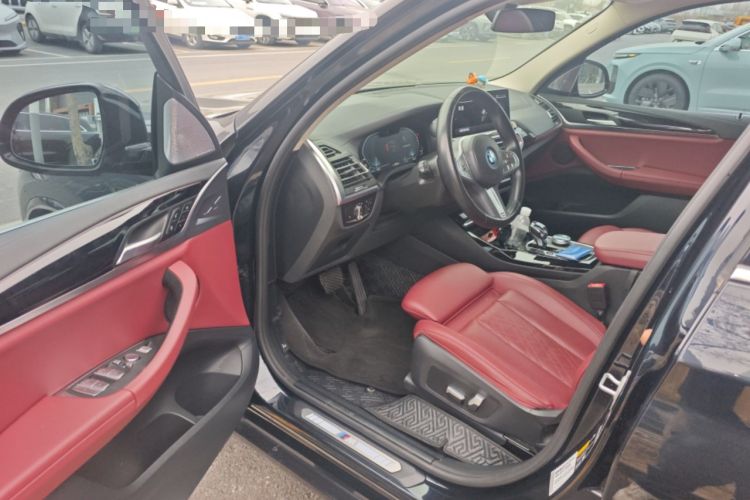 Used BMW iX3 2022 Updated Leading Version Interior 3