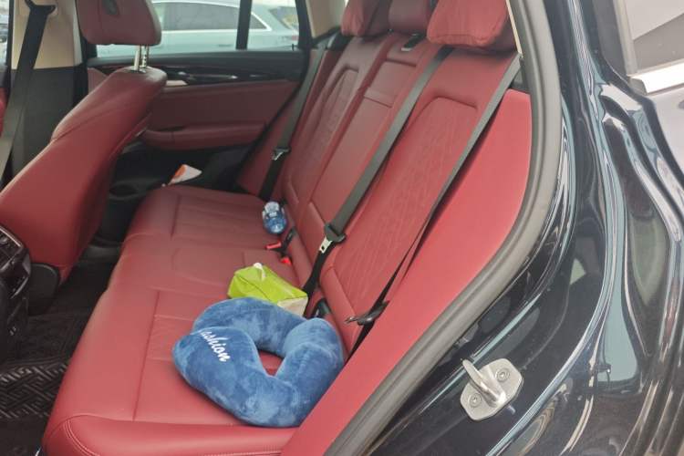 Used BMW iX3 2022 Updated Leading Version Interior 4