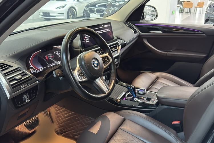 Used BMW iX3 2022 Leading Model Interior 4