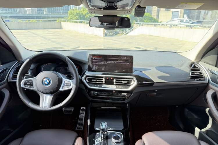 Used BMW iX3 2022 Leading Model Interior 8