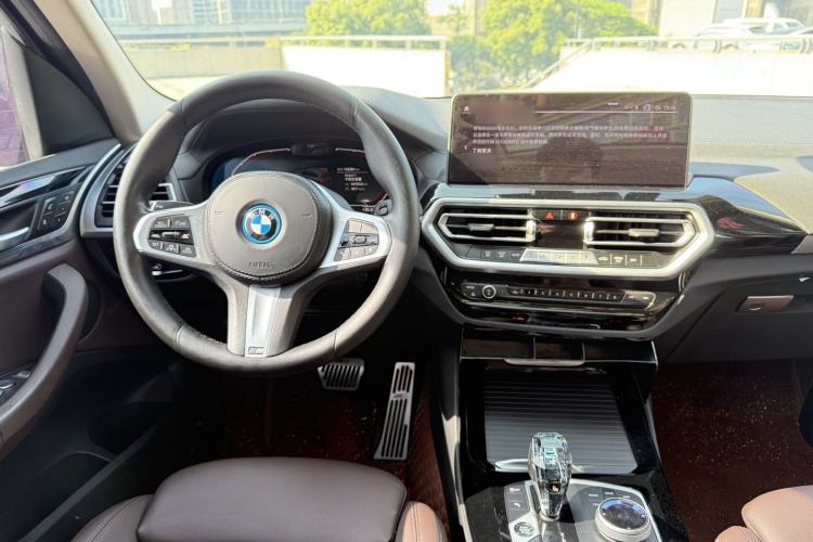 Used BMW iX3 2022 Leading Model Interior 9