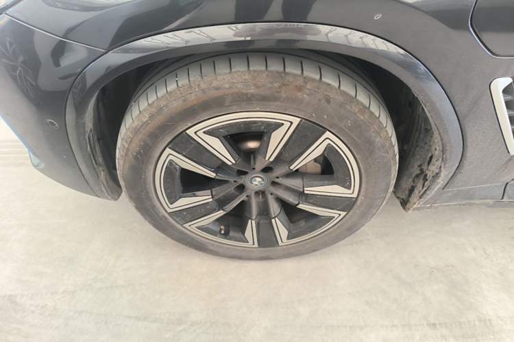Used BMW iX3 2022 Leading Model Left Front Wheel Hub
