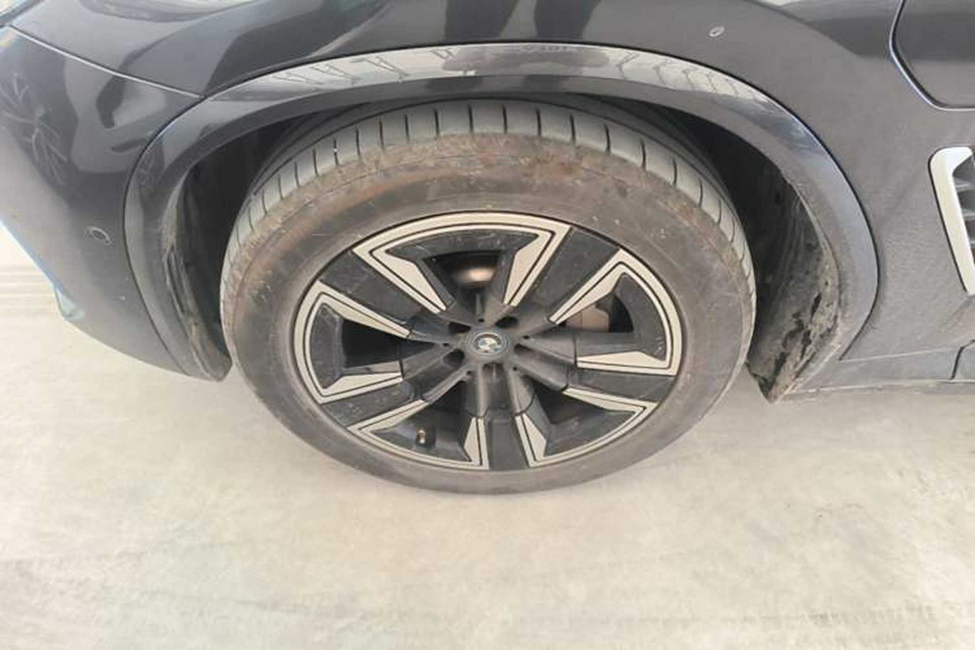 Used BMW iX3 2022 Leading Model Left Front Wheel Hub