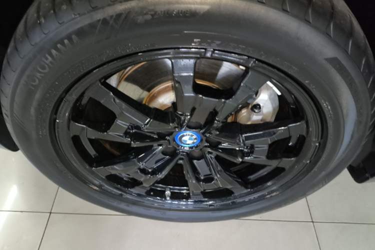 Used BMW iX3 2022 Leading Model Left Front Wheel Hub