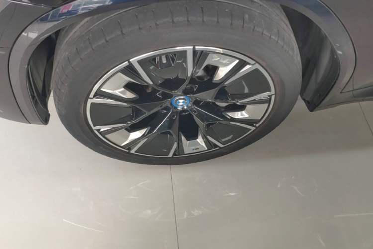 Used BMW iX3 2022 Leading Type Left Front Wheel Hub