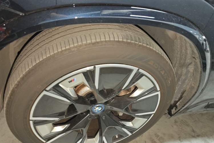 Used BMW iX3 2022 Leading Type Left Front Wheel Hub