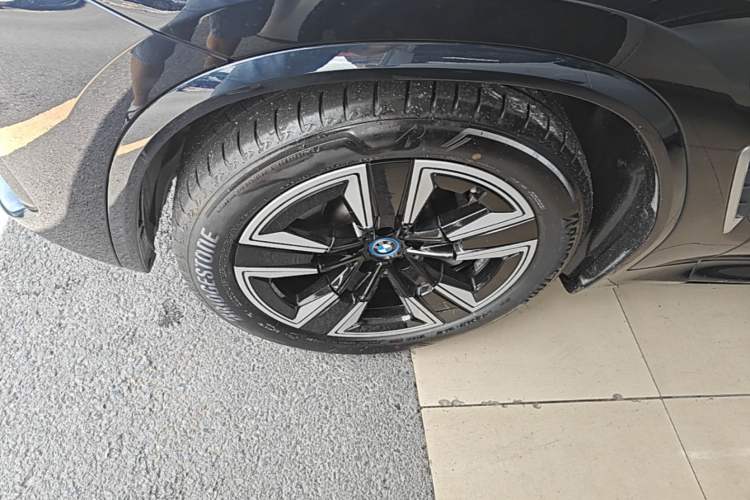 Used BMW iX3 2022 Updated Leading Version Left Front Wheel Hub