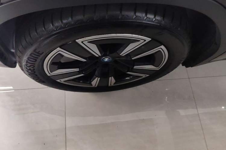Used BMW iX3 2022 Leading Model Left Front Wheel Hub