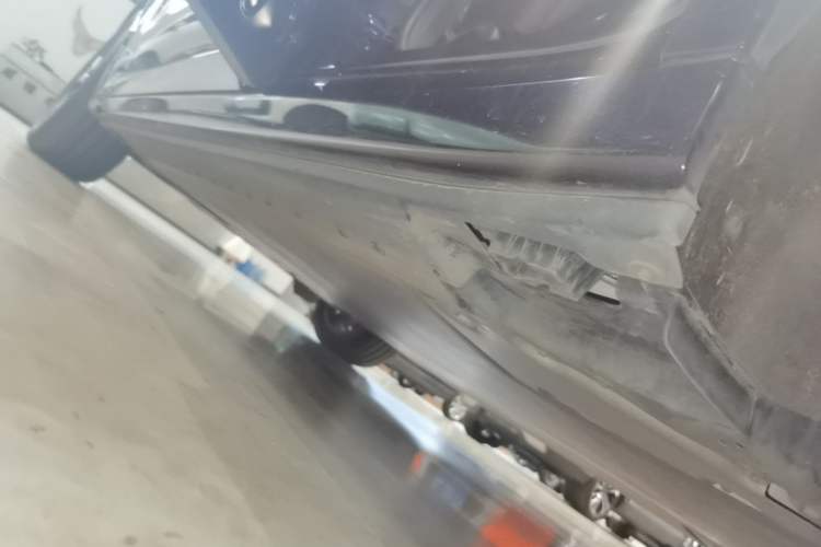 Used BMW iX3 2022 Leading Model Left Side Sill