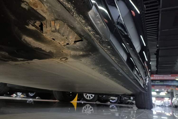 Used BMW iX3 2022 Leading Model Left Side Sill