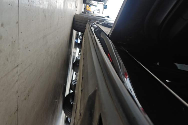 Used BMW iX3 2022 Updated Leading Version Left Side Sill