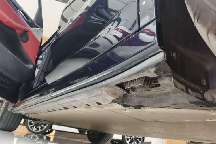 Used BMW iX3 2022 Updated Leading Version Left Side Sill