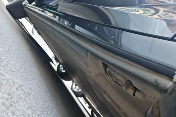 Used BMW iX3 2022 Leading Model Left Side Sill