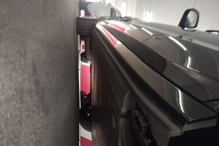 Used BMW iX3 2022 Leading Model Left Side Sill