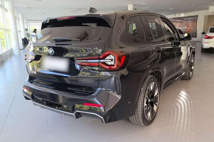 Used BMW iX3 2022 Updated Leading Type Rear Right 45 Deg