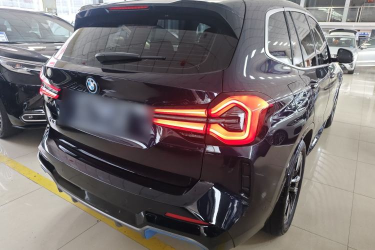 Used BMW iX3 2022 Leading Model Rear Right 45 Deg