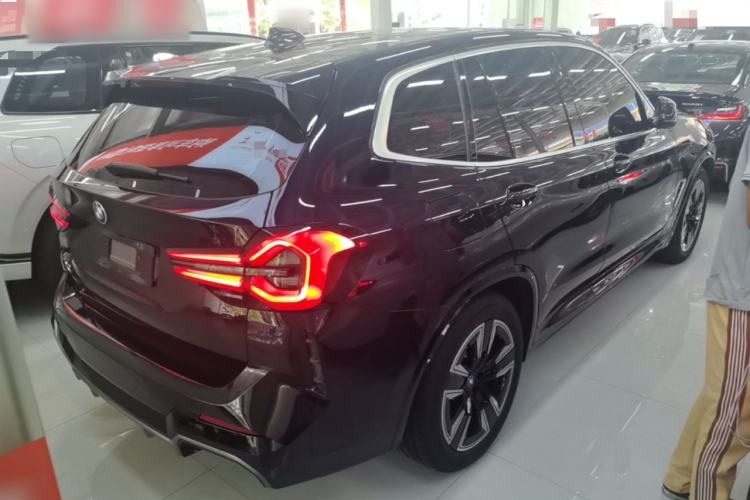 Used BMW iX3 2022 Updated Leading Version Rear Right 45 Deg