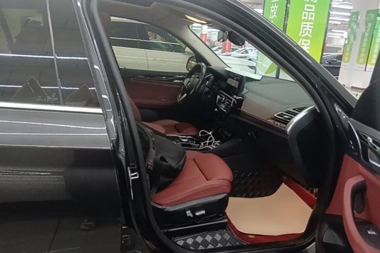 Used BMW iX3 2022 Updated Leading Version Right Front Seat