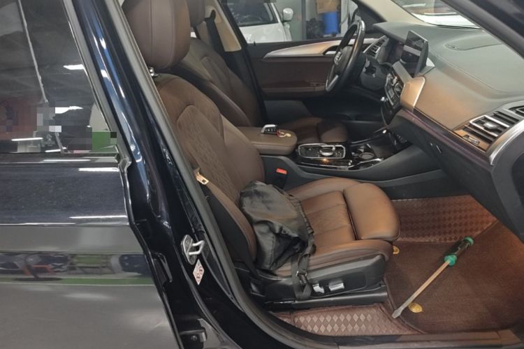 Used BMW iX3 2022 Updated Leading Type Right Front Seat