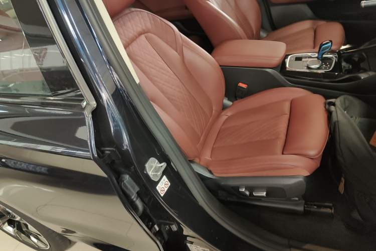 Used BMW iX3 2022 Leading Type Right Front Seat
