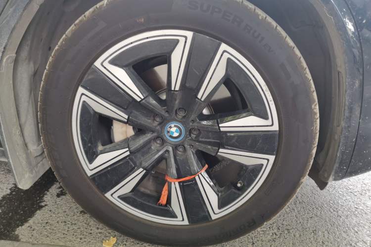 Used BMW iX3 2022 Updated Leading Version Right Front Wheel Hub