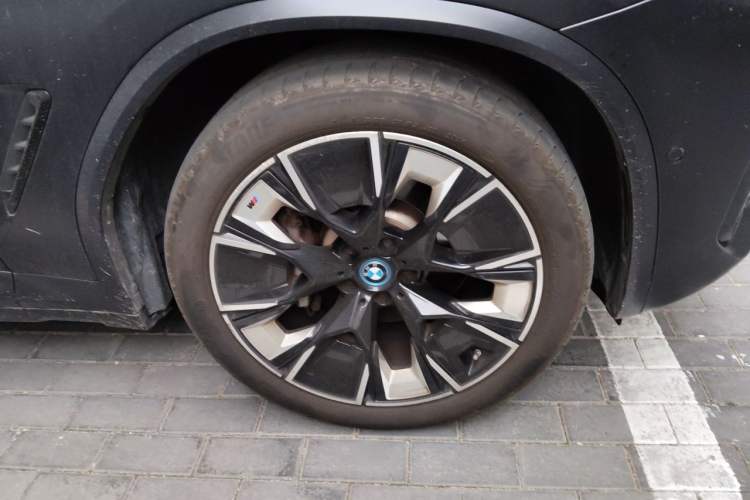 Used BMW iX3 2022 Updated Leading Type Right Front Wheel Hub