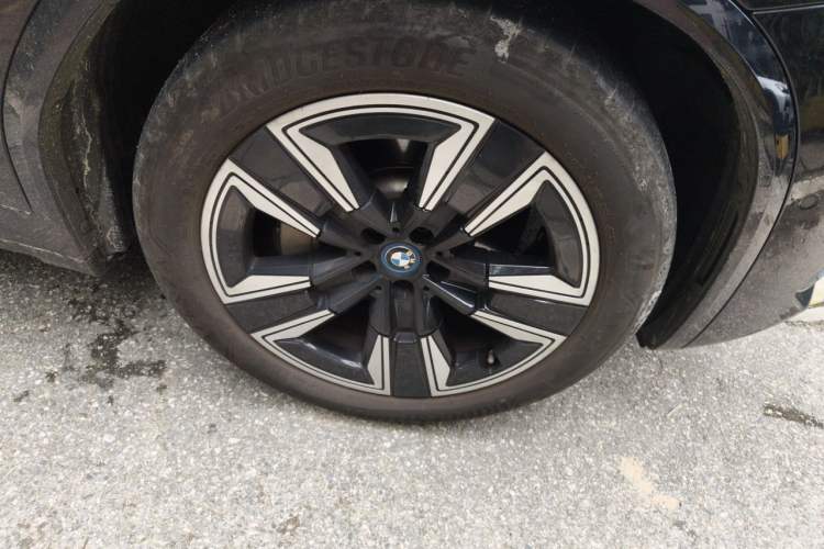 Used BMW iX3 2022 Leading Model Right Front Wheel Hub