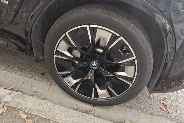 Used BMW iX3 2022 Updated Leading Type Right Front Wheel Hub