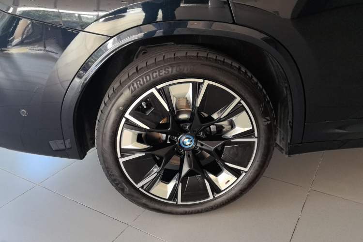 Used BMW iX3 2022 Updated Leading Type Right Rear Wheel Hub