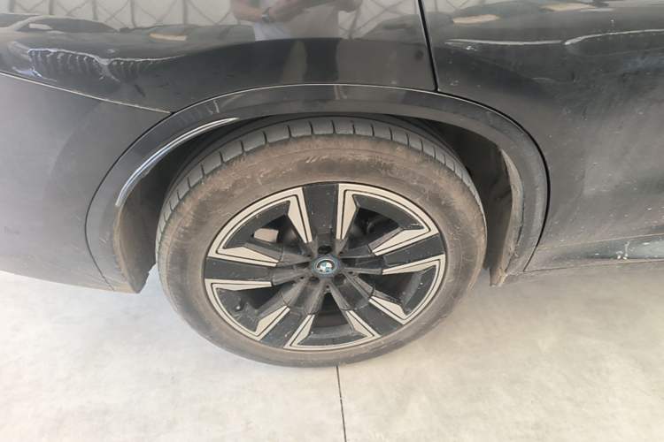 Used BMW iX3 2022 Leading Model Right Rear Wheel Hub