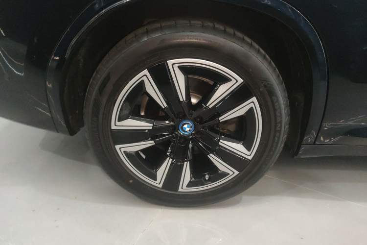 Used BMW iX3 2022 Leading Model Right Rear Wheel Hub