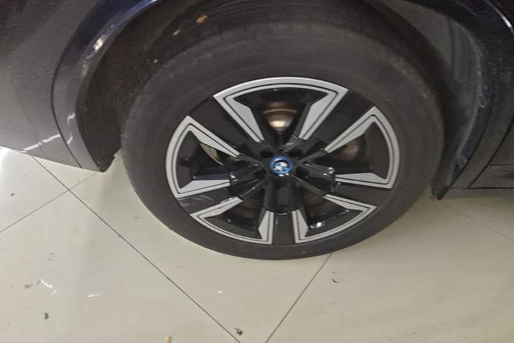 Used BMW iX3 2022 Leading Model Right Rear Wheel Hub