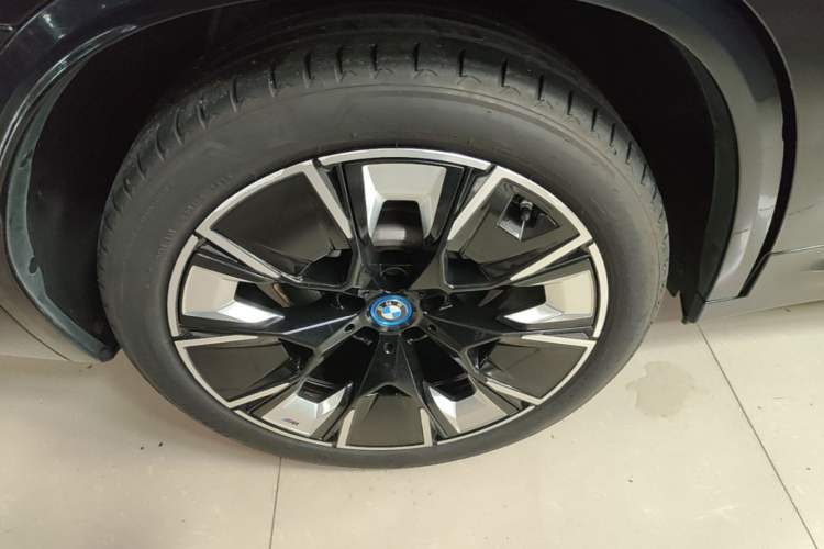 Used BMW iX3 2022 Leading Type Right Rear Wheel Hub